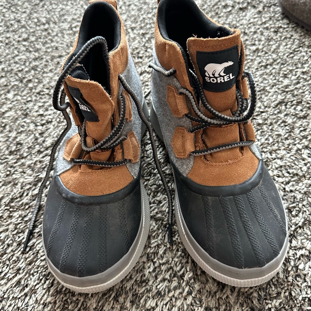 Sorel women’s  Brown and Gray Waterproof Duck Boots